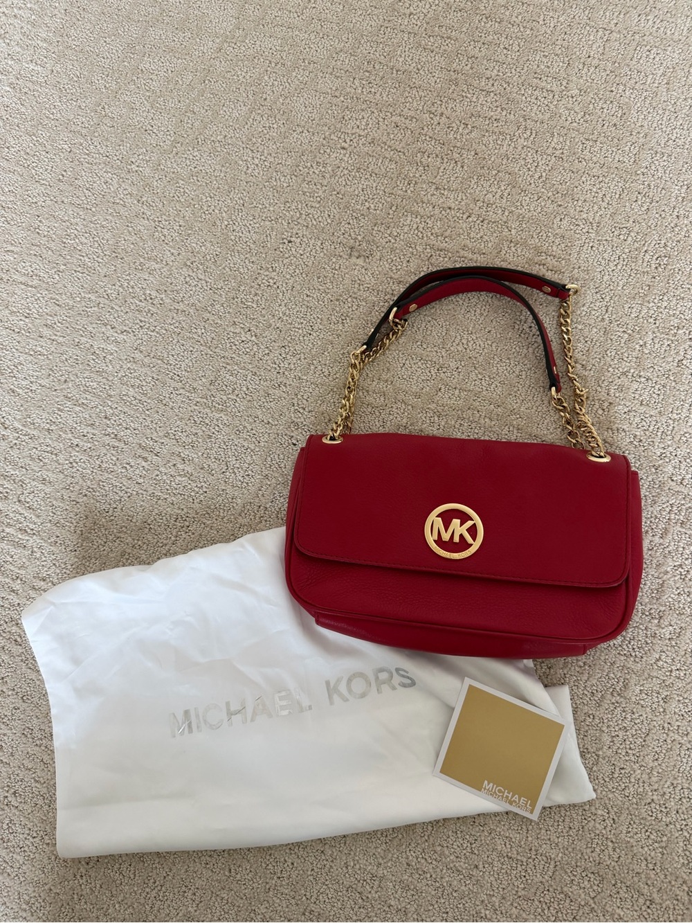 Michael Kors Red Leather Shoulder Bag with Gold MK Emblem - Picture 2 of 5